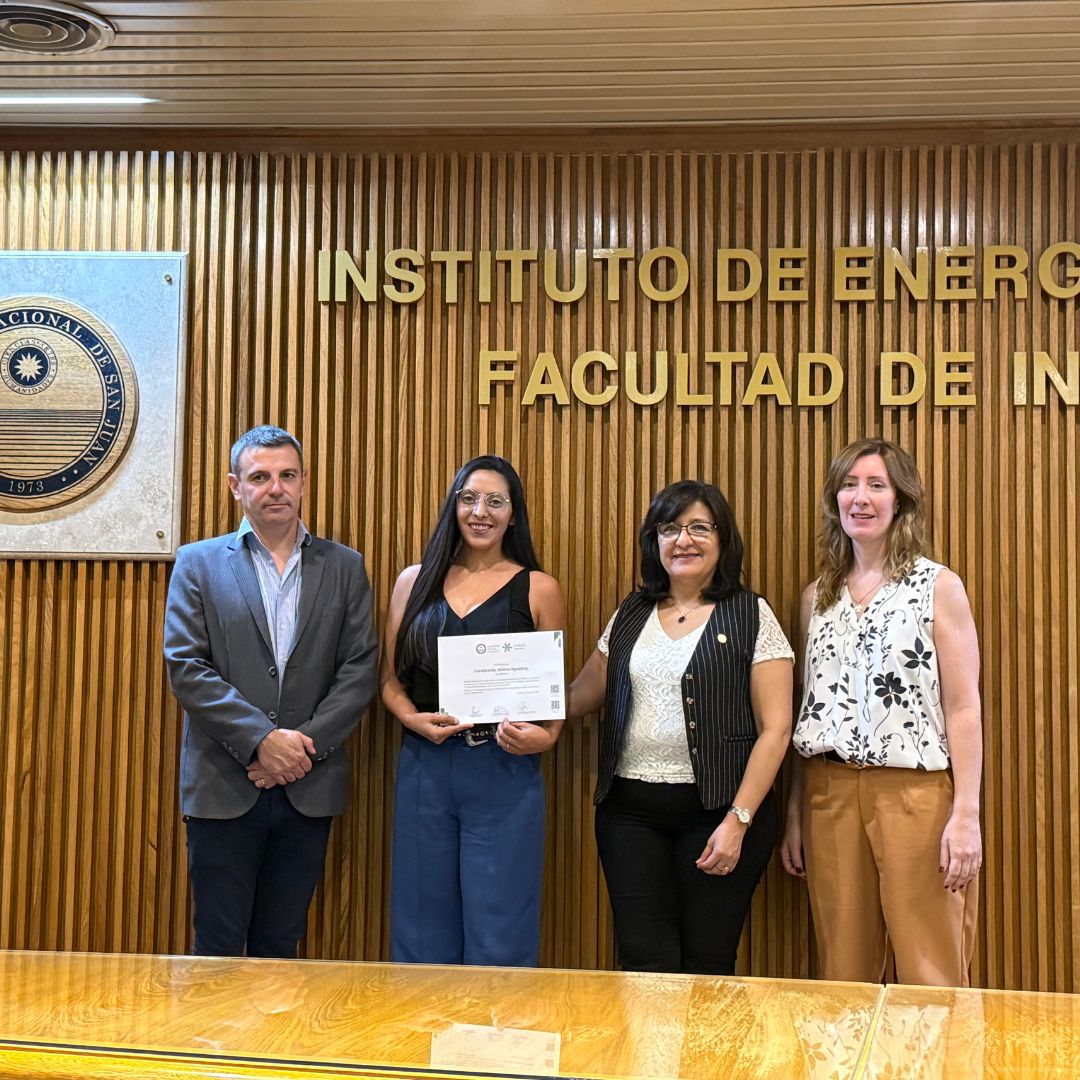 Entrega de certificados de la Diplomatura Universitaria en Gestión de la Calidad