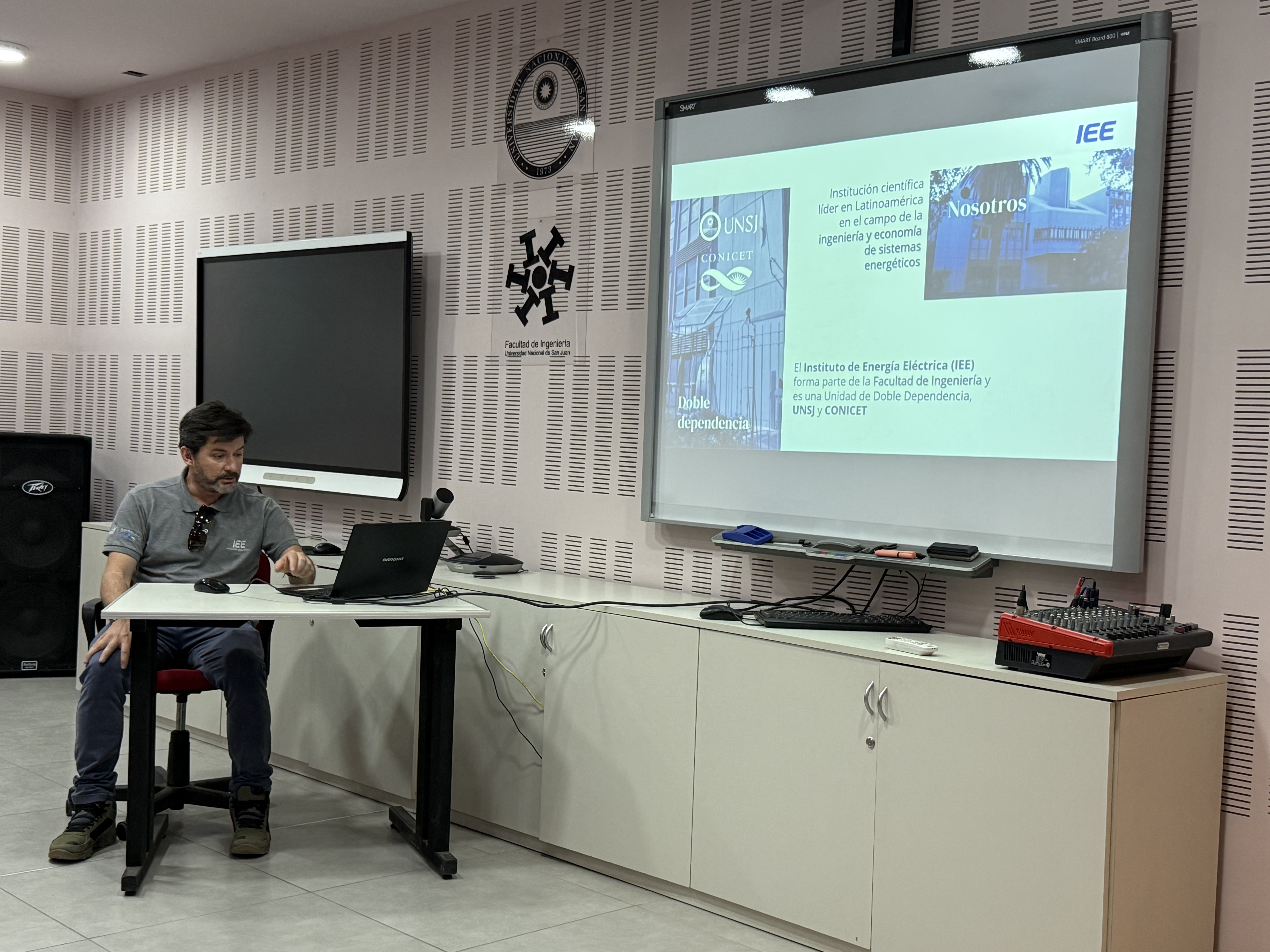 Conexión Minera: la Facultad de Ingeniería impulsó un encuentro para fortalecer la innovación y el desarrollo regional