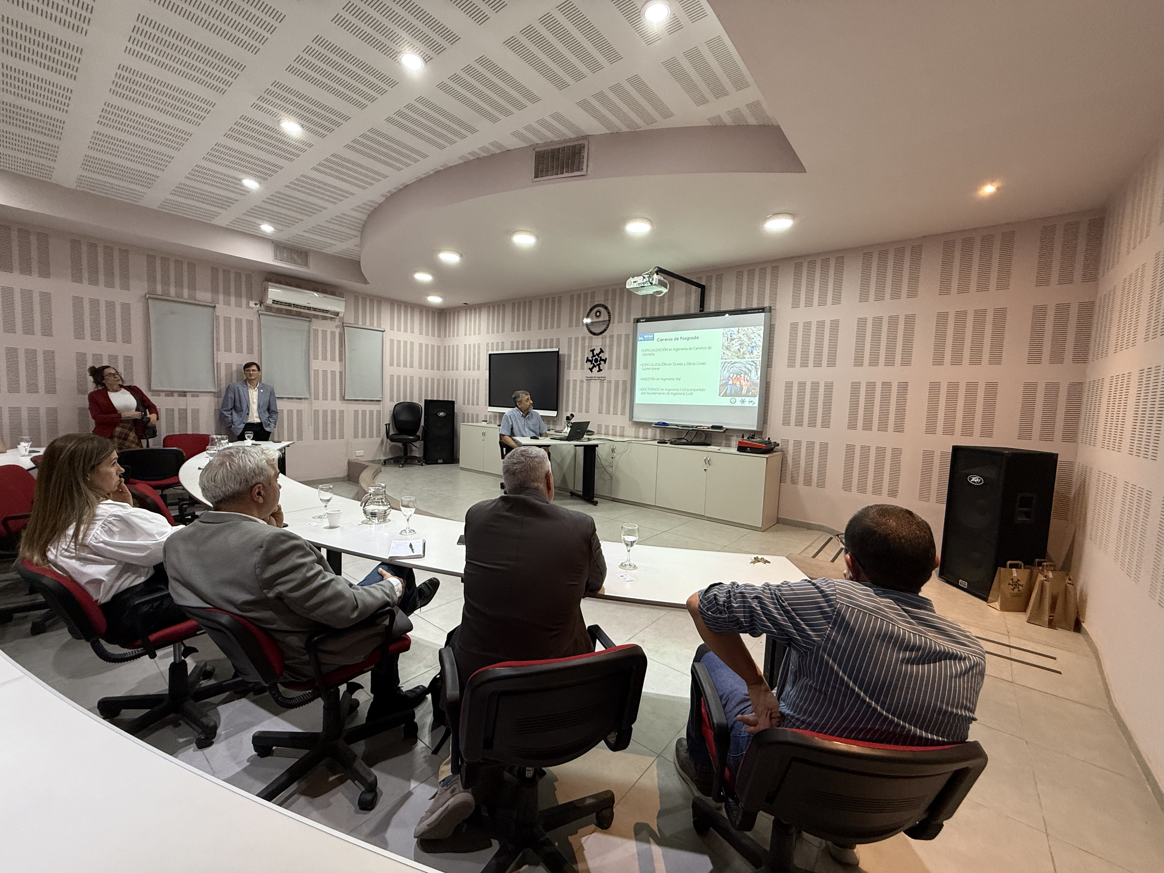 Conexión Minera: la Facultad de Ingeniería impulsó un encuentro para fortalecer la innovación y el desarrollo regional