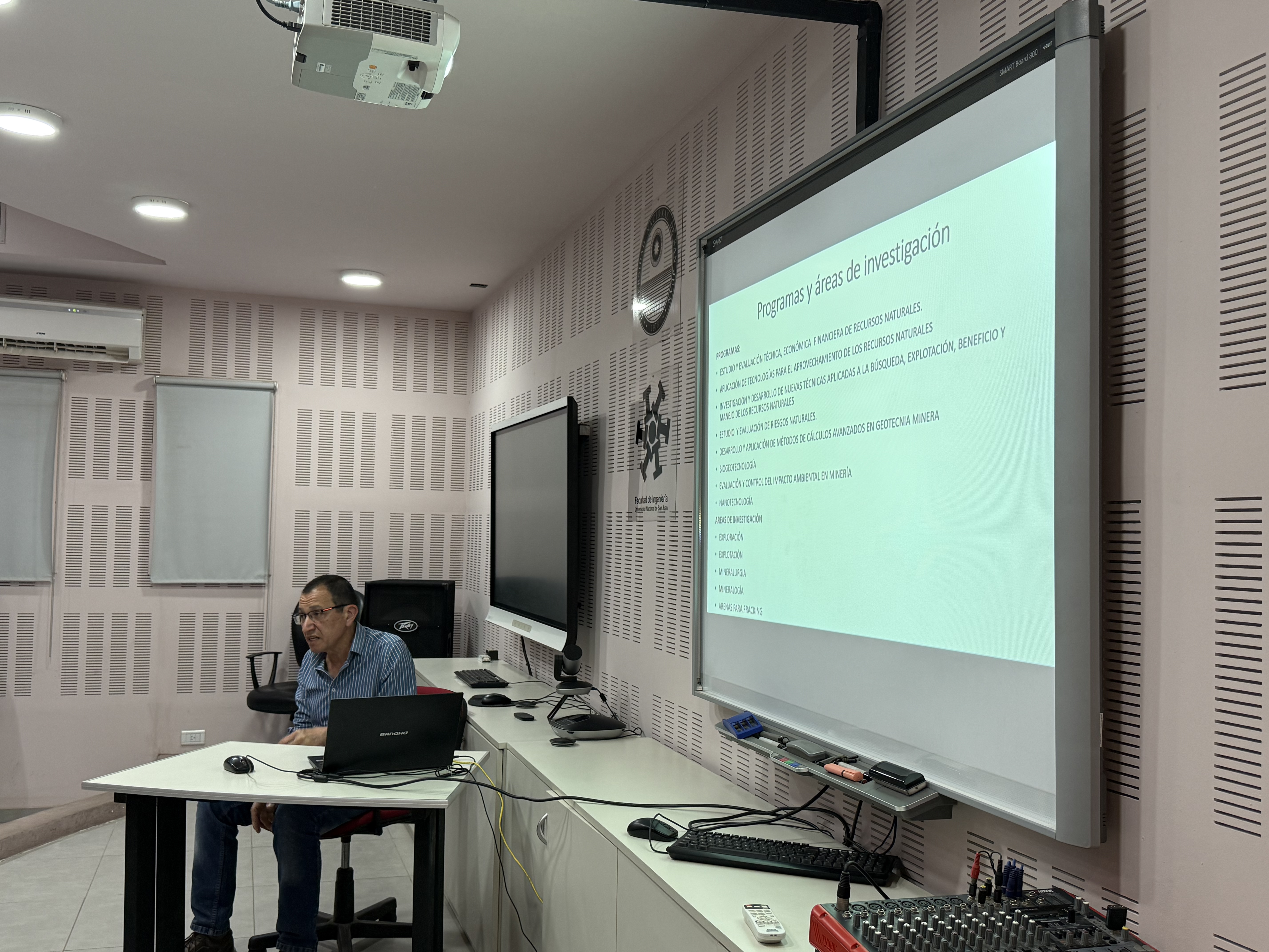 Conexión Minera: la Facultad de Ingeniería impulsó un encuentro para fortalecer la innovación y el desarrollo regional