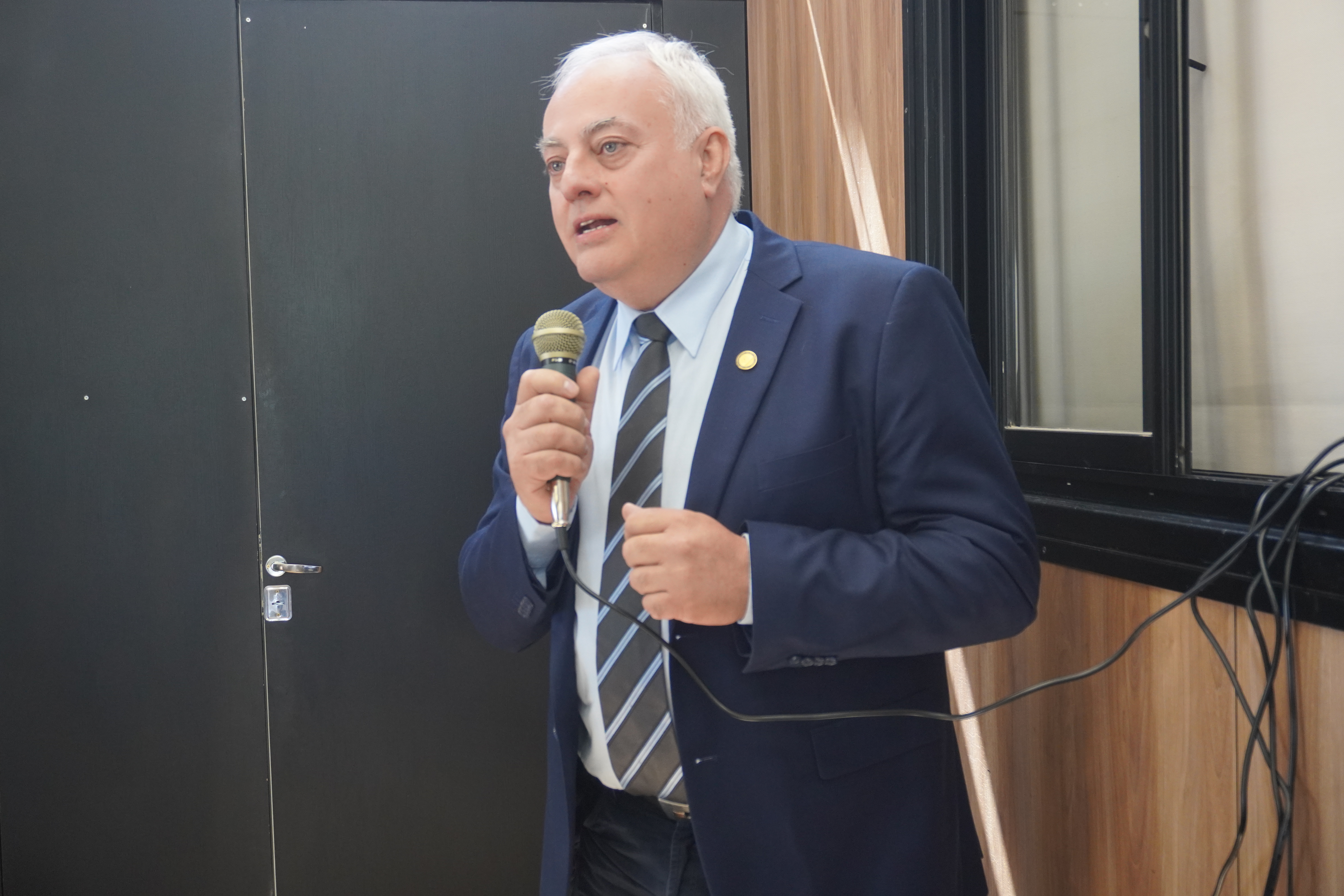 Se entregaron cuarenta y un certificados a diplomados del Departamento Calingasta