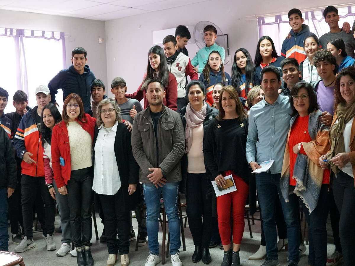 Proyecto cultural y educativo en la Escuela de Nivel Secundario Los Berros