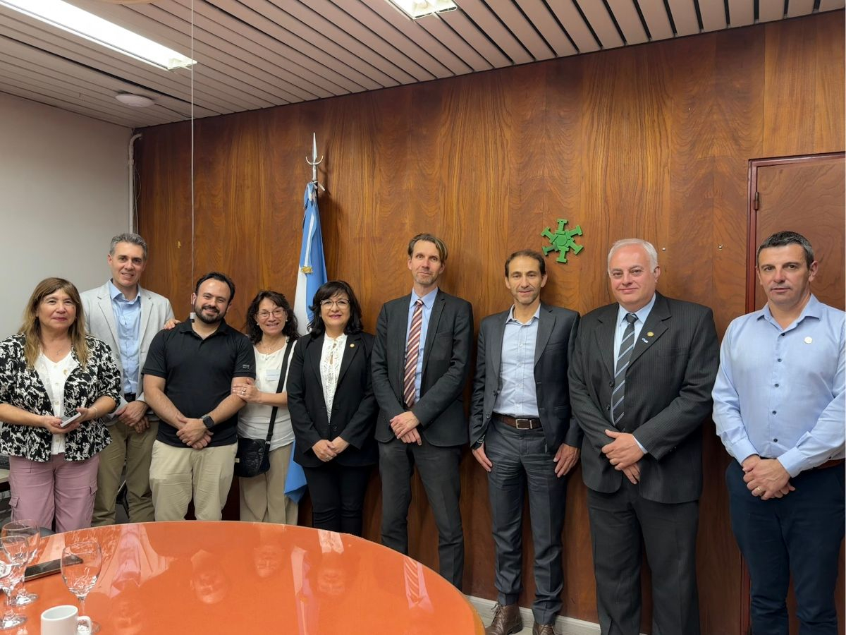 La Facultad de Ingeniería se reunió con representantes del International Council of Swedish Industry (NIR)