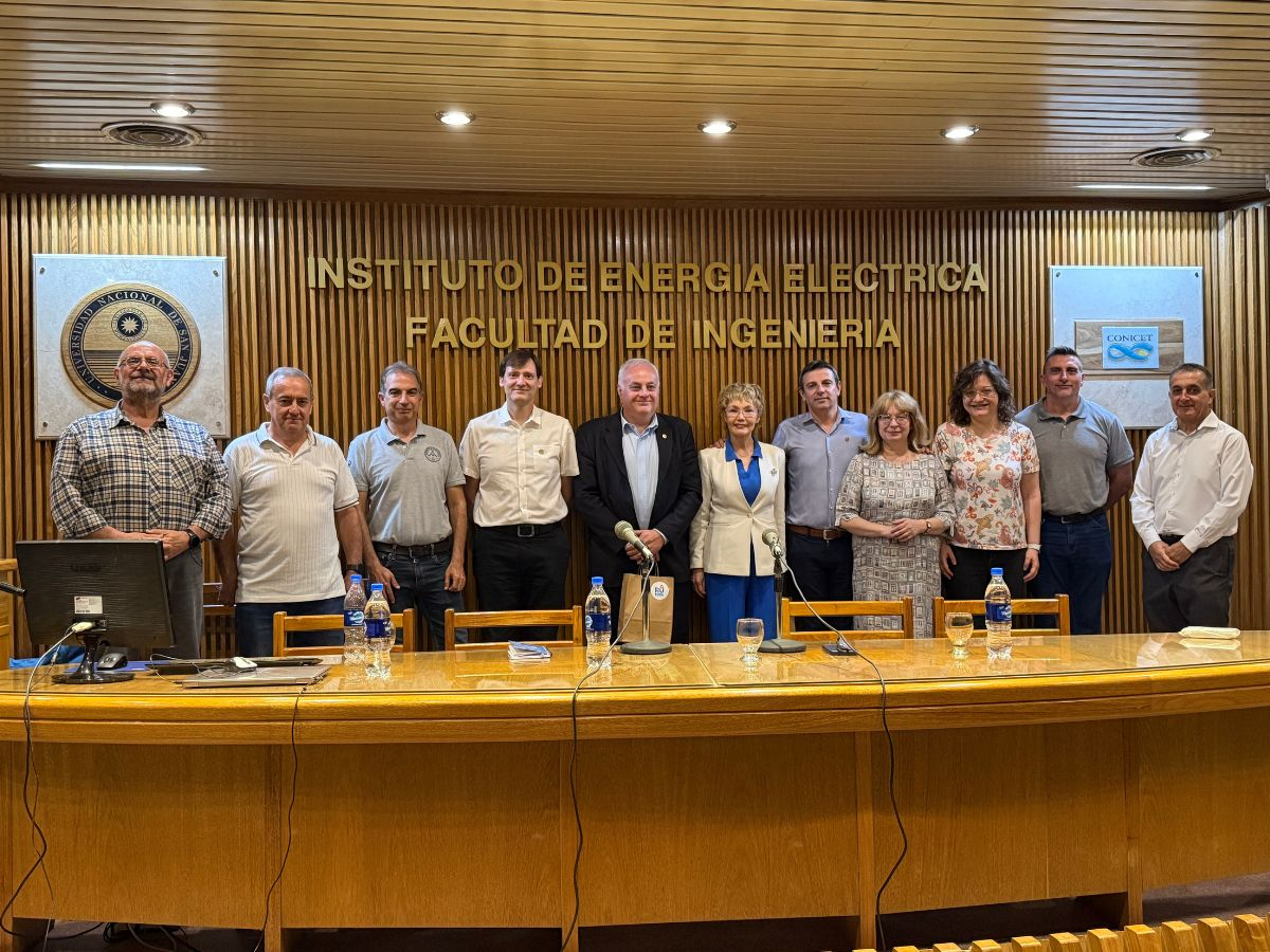 La Facultad de Ingeniería recibió a la directora de la Casa Rusa en Argentina 