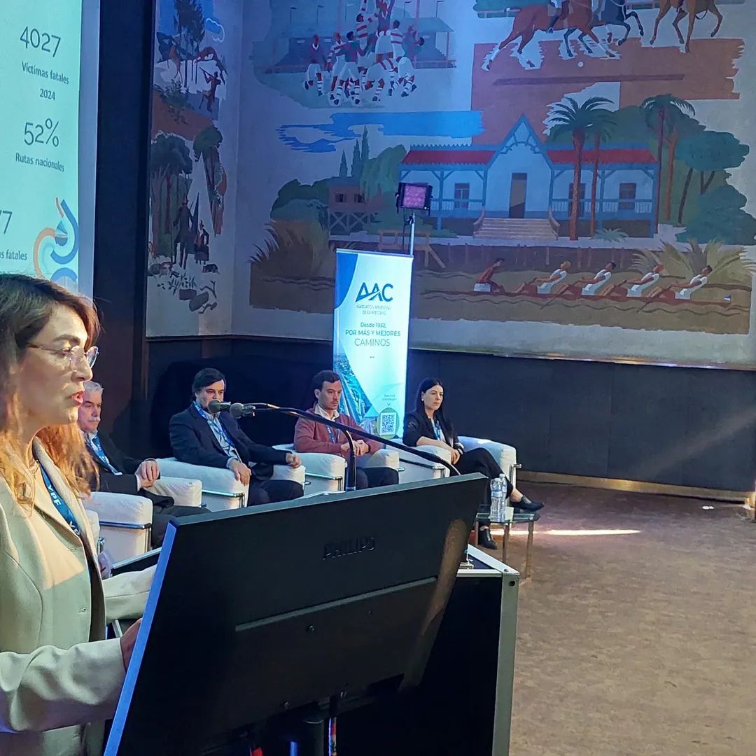 La EICAM participó en el Seminario Internacional por los 100 años del Congreso Panamericano de Carreteras