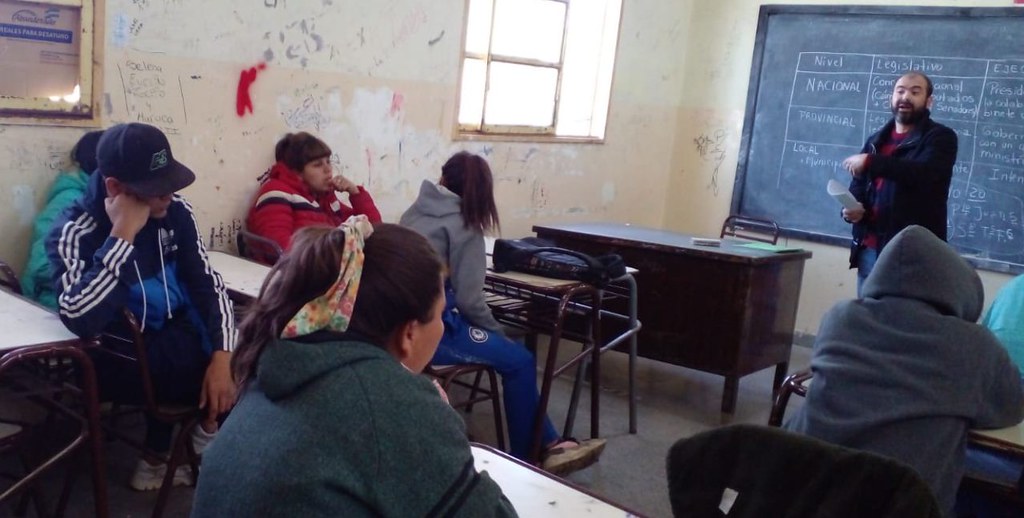 El dispositivo de Articulación y la UNSJ difunden el programa de becas universitarias