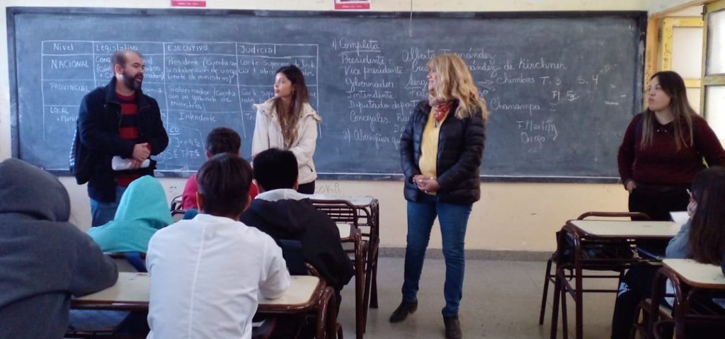 El dispositivo de Articulación y la UNSJ difunden el programa de becas universitarias