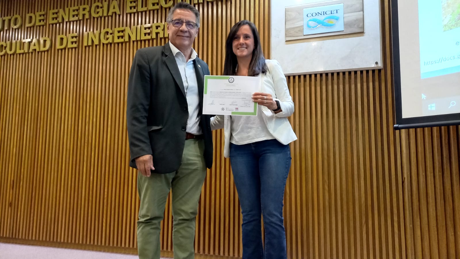 Presentación de proyectos de empresas de servicios de la Diplomatura y Curso en Riego y Fertilización