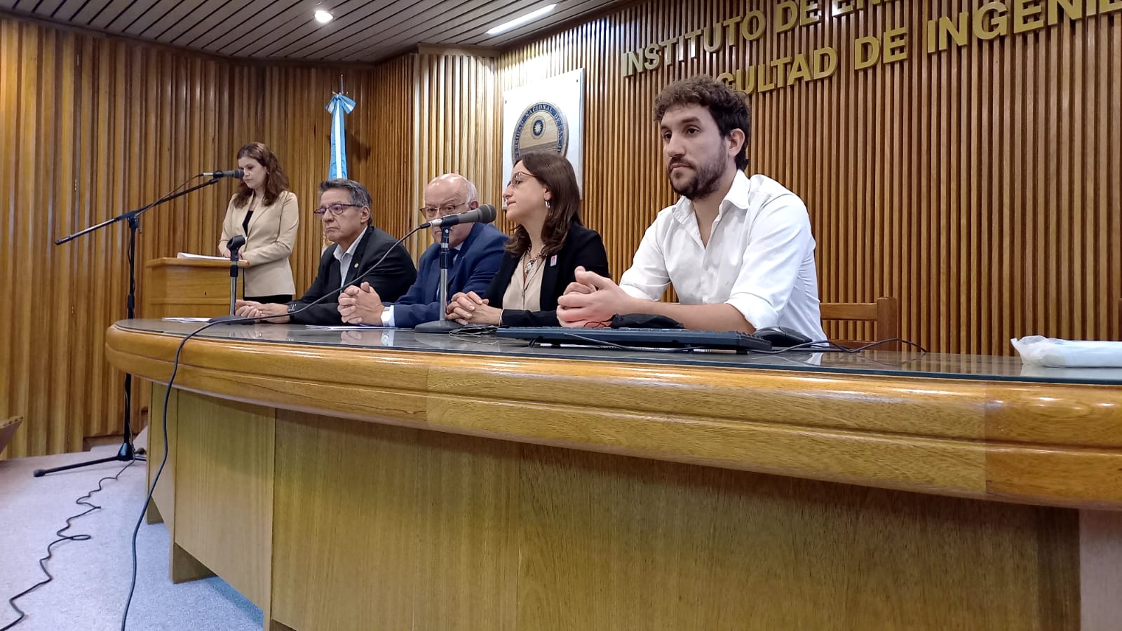 Presentación de proyectos de empresas de servicios de la Diplomatura y Curso en Riego y Fertilización