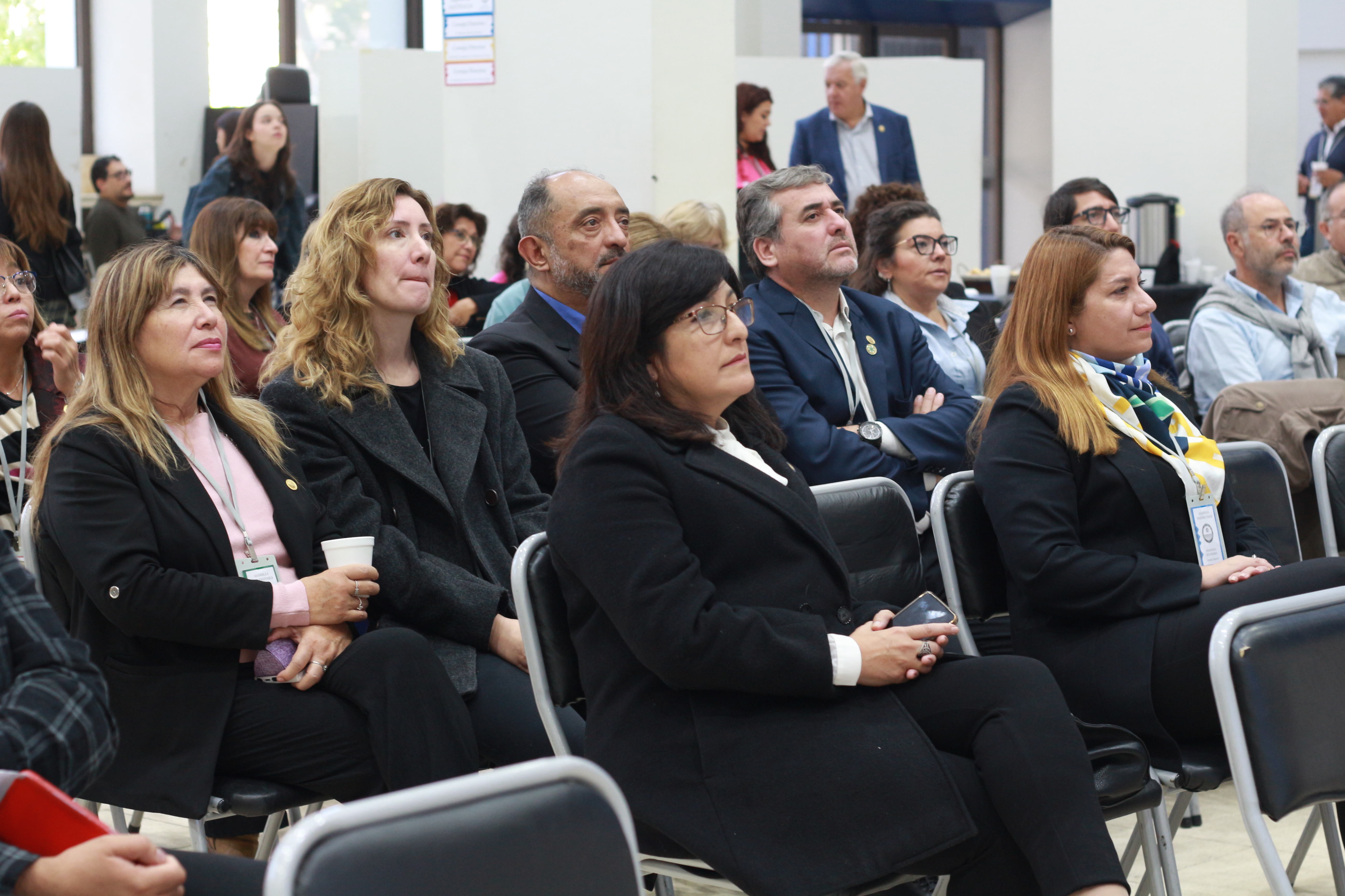 El decano  Fernández presentó la Memoria Anual de la Facultad de Ingeniería ante la Asamblea Universitaria