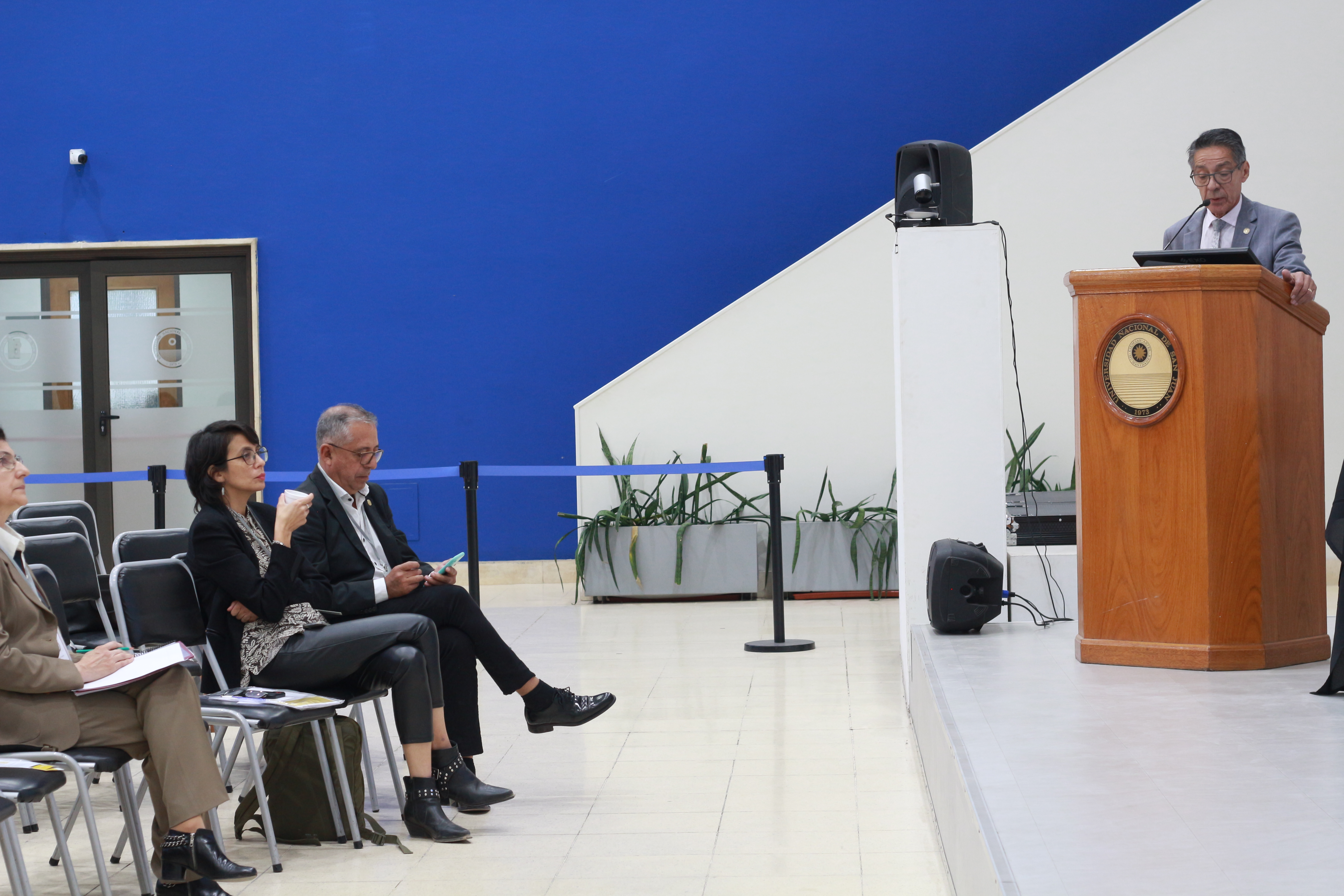 El decano  Fernández presentó la Memoria Anual de la Facultad de Ingeniería ante la Asamblea Universitaria