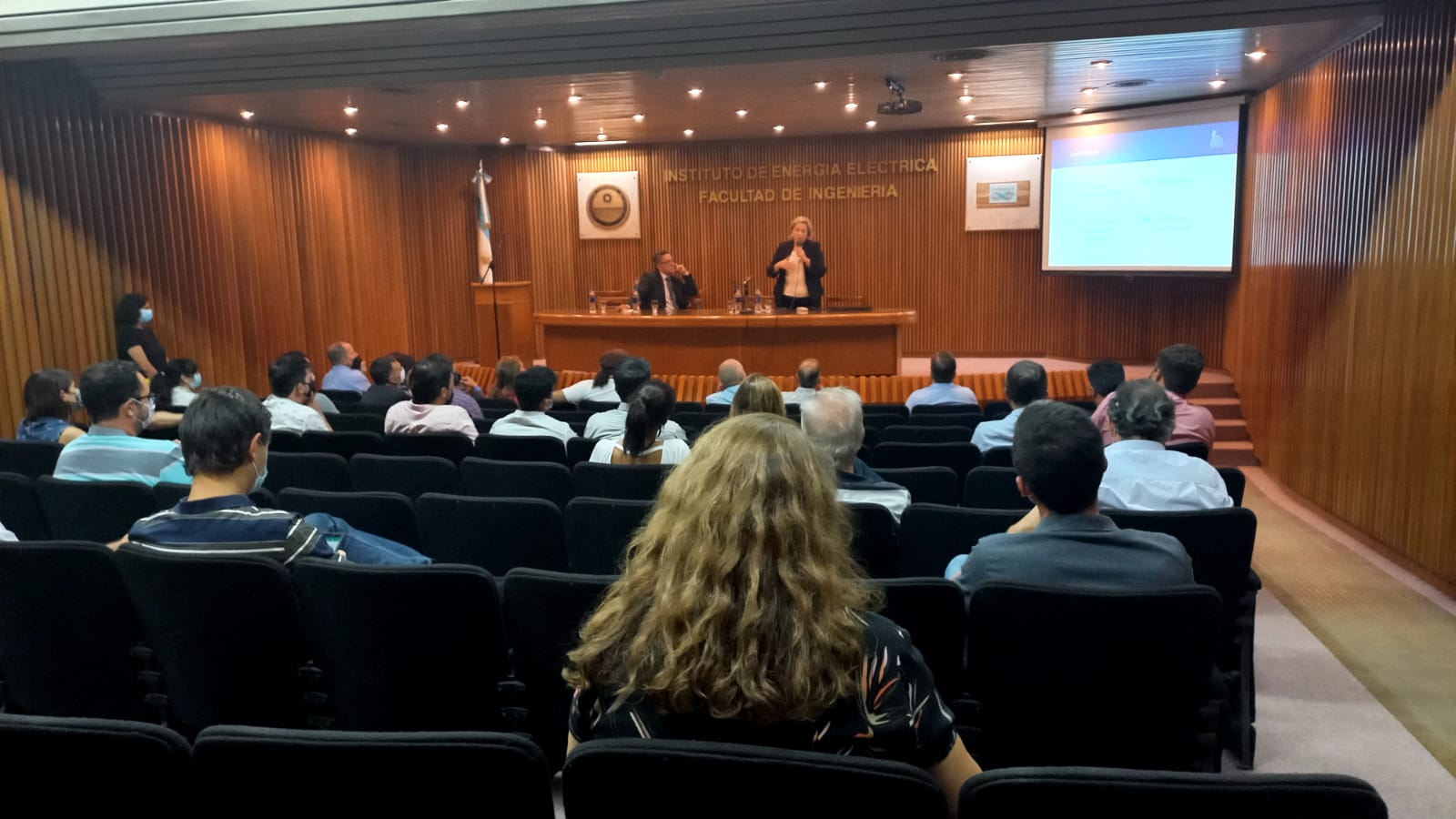 Charla informativa de SECITI sobre líneas de financiamiento y plataformas tecnológicas