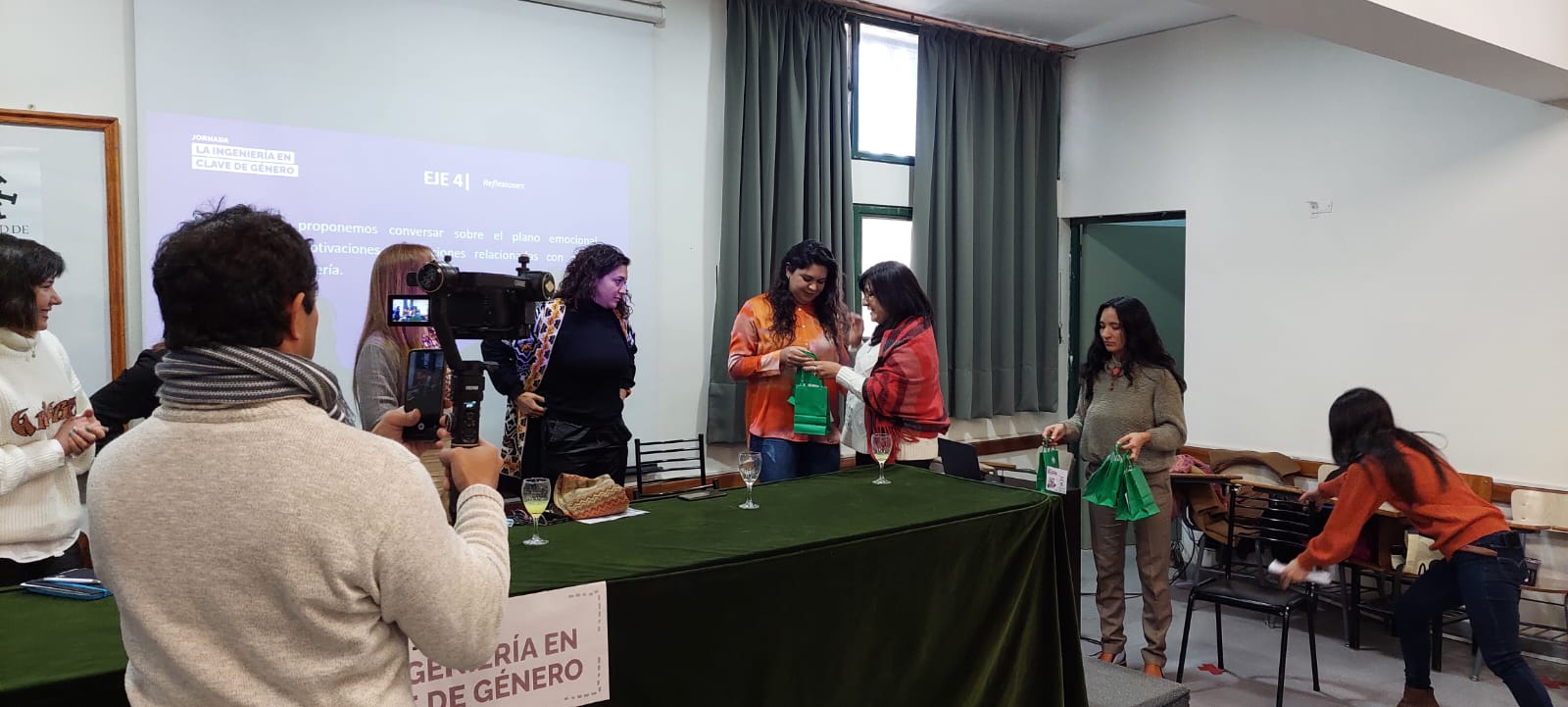  Jornada "La ingeniería en clave de género"