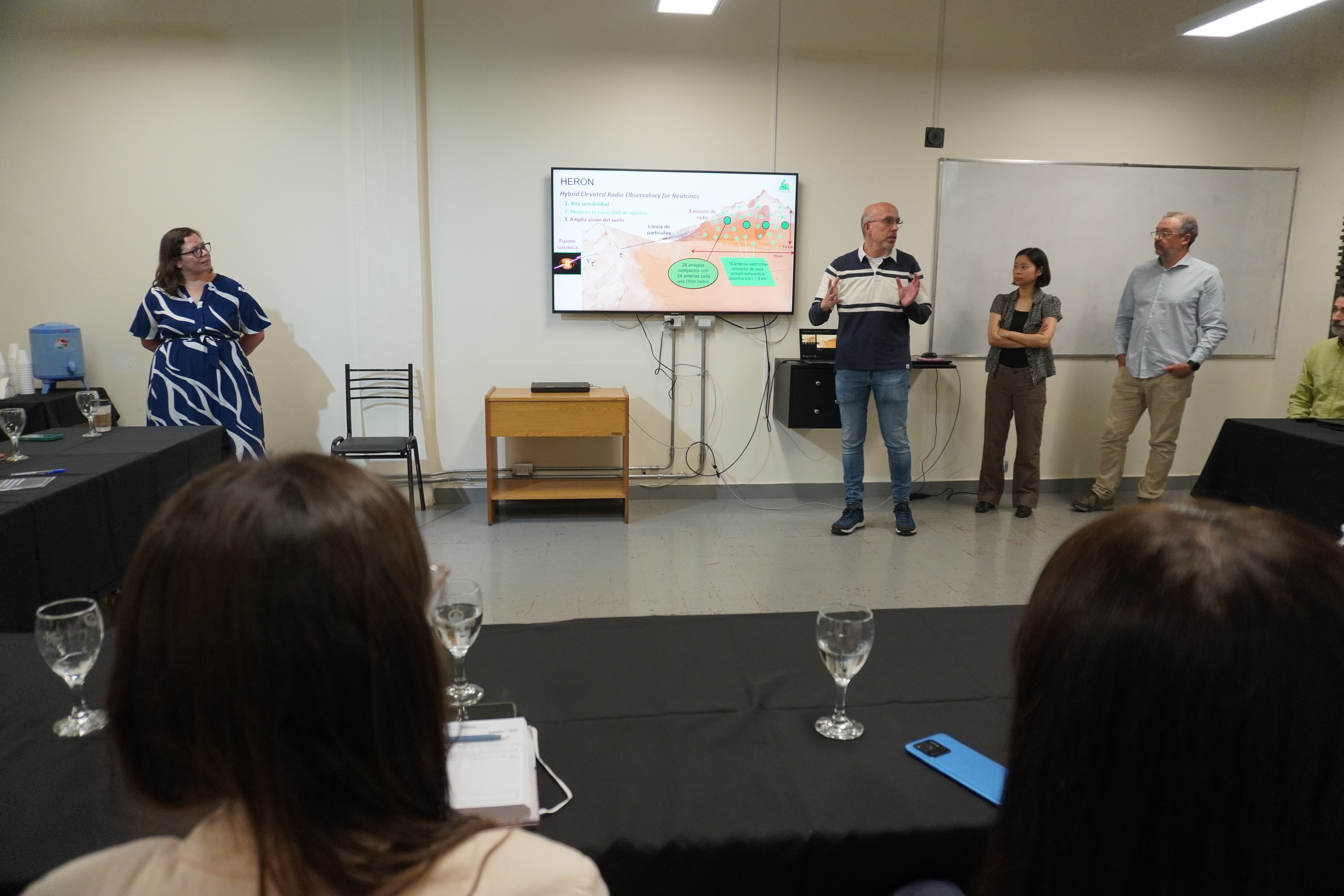 El observatorio internacional HERON arribó a la Facultad de Ingeniería para articular una factible instalación de un observatorio de neutrinos