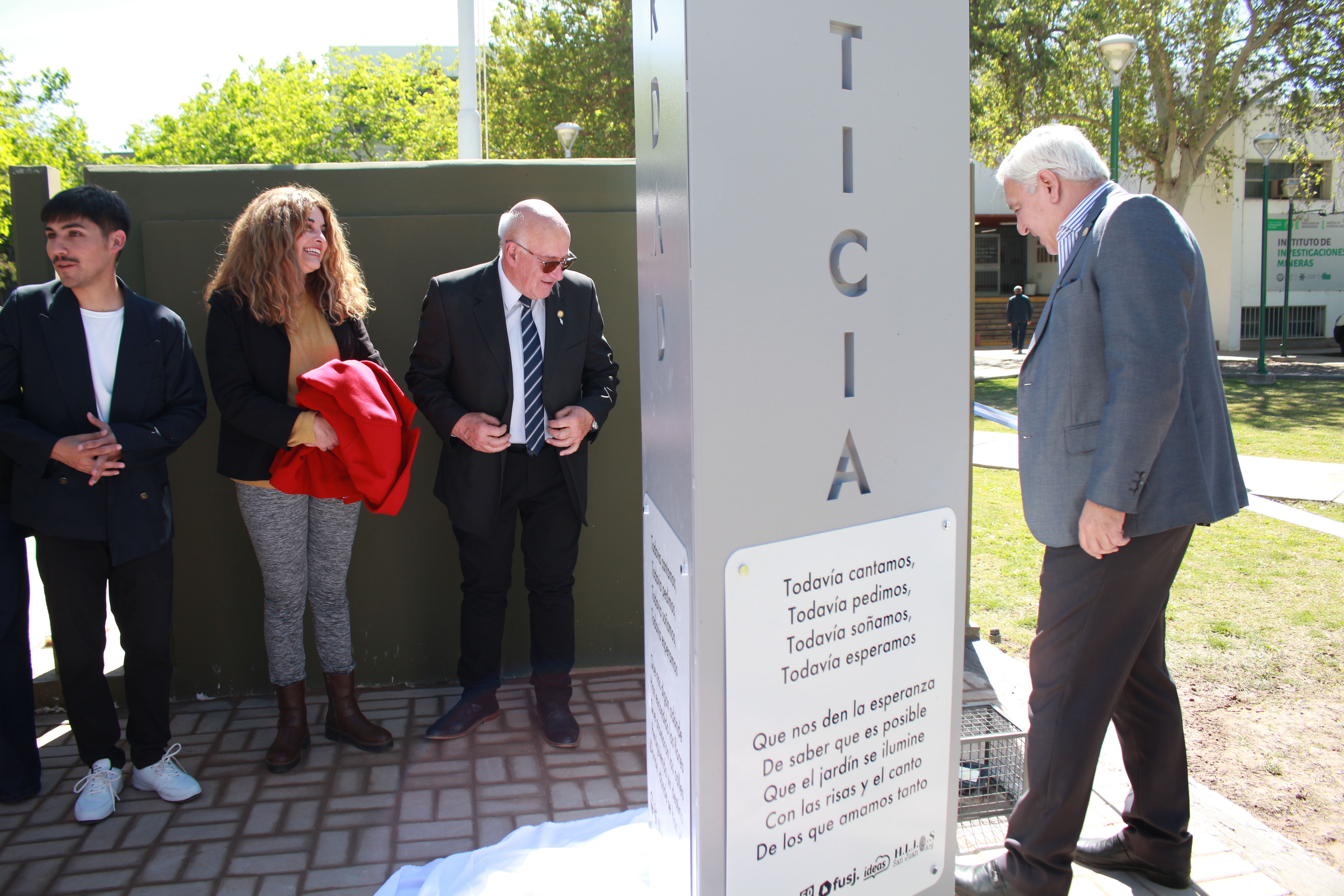 La Facultad de Ingeniería restituyó un mural histórico en memoria de las víctimas del terrorismo de Estado