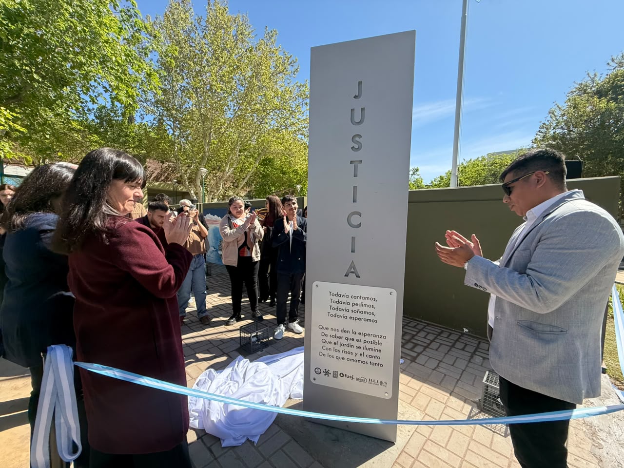 La Facultad de Ingeniería restituyó un mural histórico en memoria de las víctimas del terrorismo de Estado