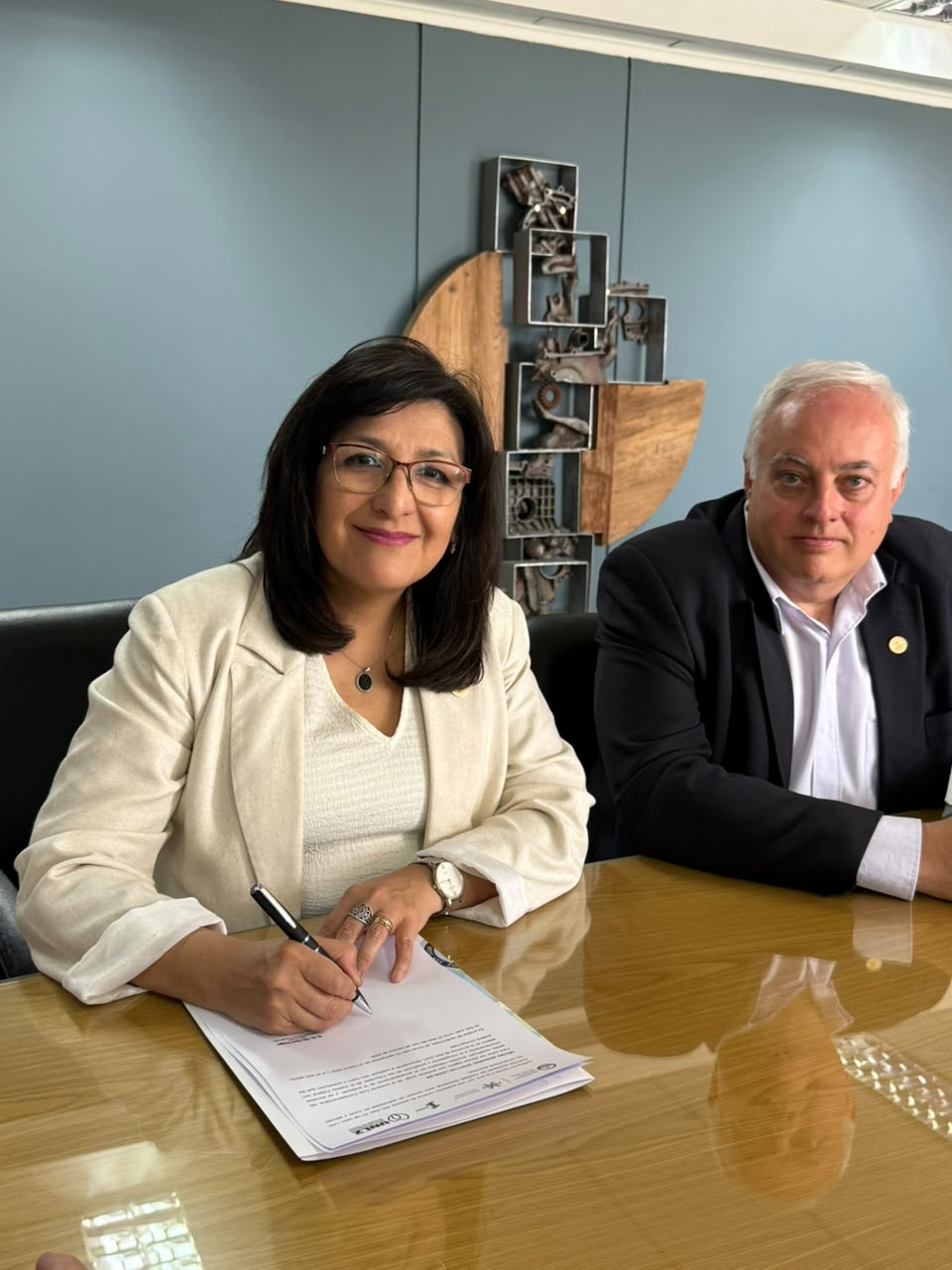 La Facultad de Ingeniería avanza en una alianza con la Universidad Nacional de Lomas de Zamora para fortalecer la formación académica