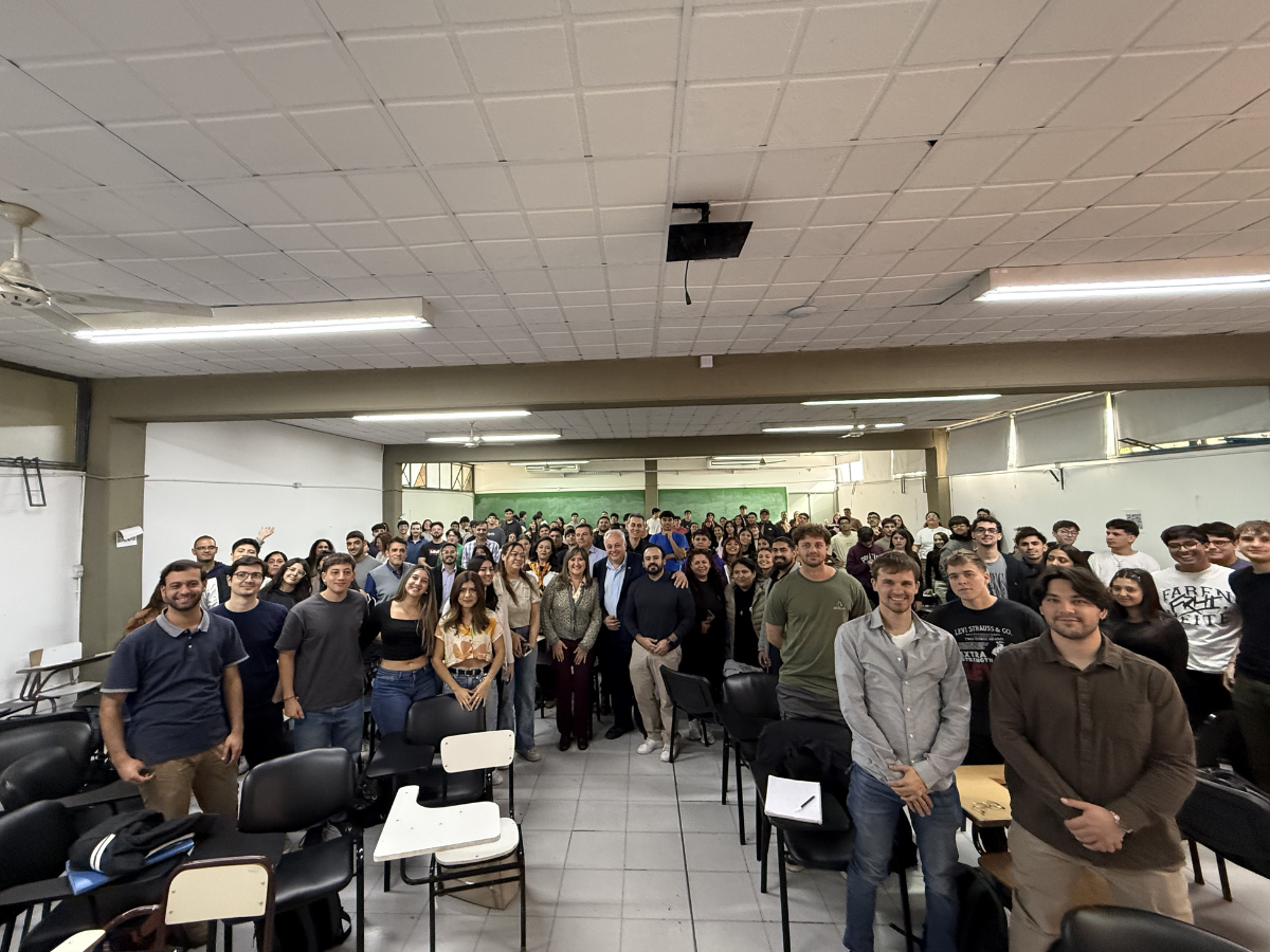 La Facultad de Ingeniería realizó el Hackathon “24 horas de Ingenio en la Minería”