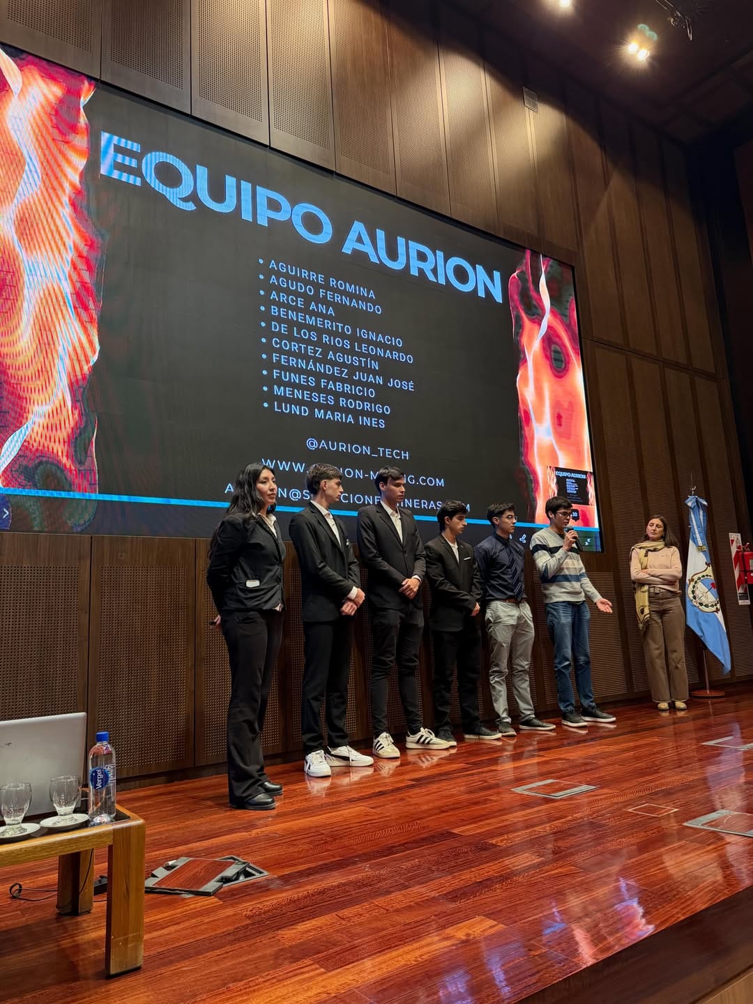La Facultad de Ingeniería realizó el Hackathon “24 horas de Ingenio en la Minería”