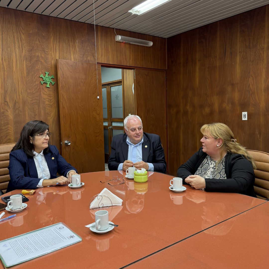 La Facultad de Ingeniería firmó actas acuerdo con escuelas de nivel secundario