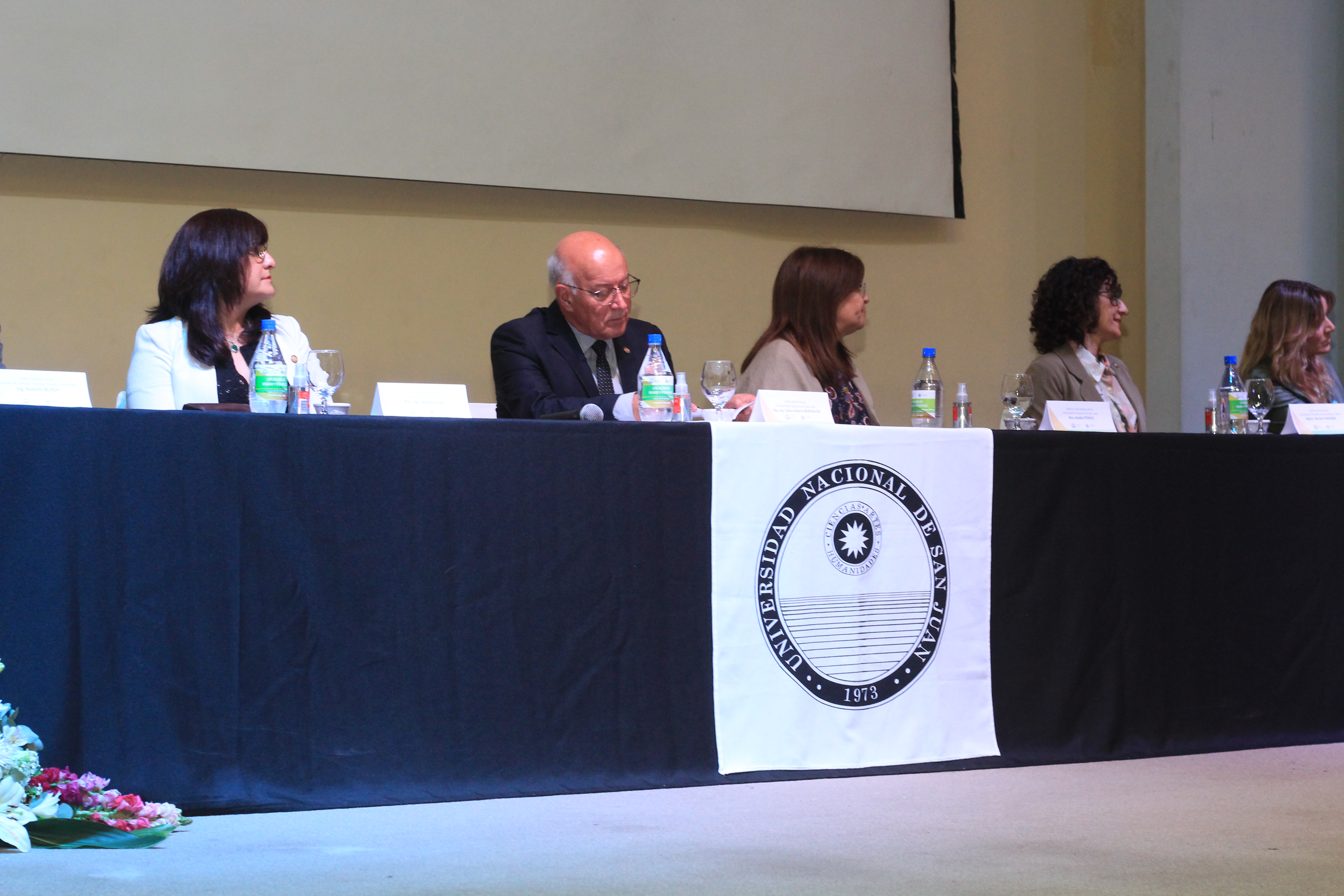 Colación de Grado y Posgrado de la Facultad De Ingeniería - UNSJ Promoción 2021-2022