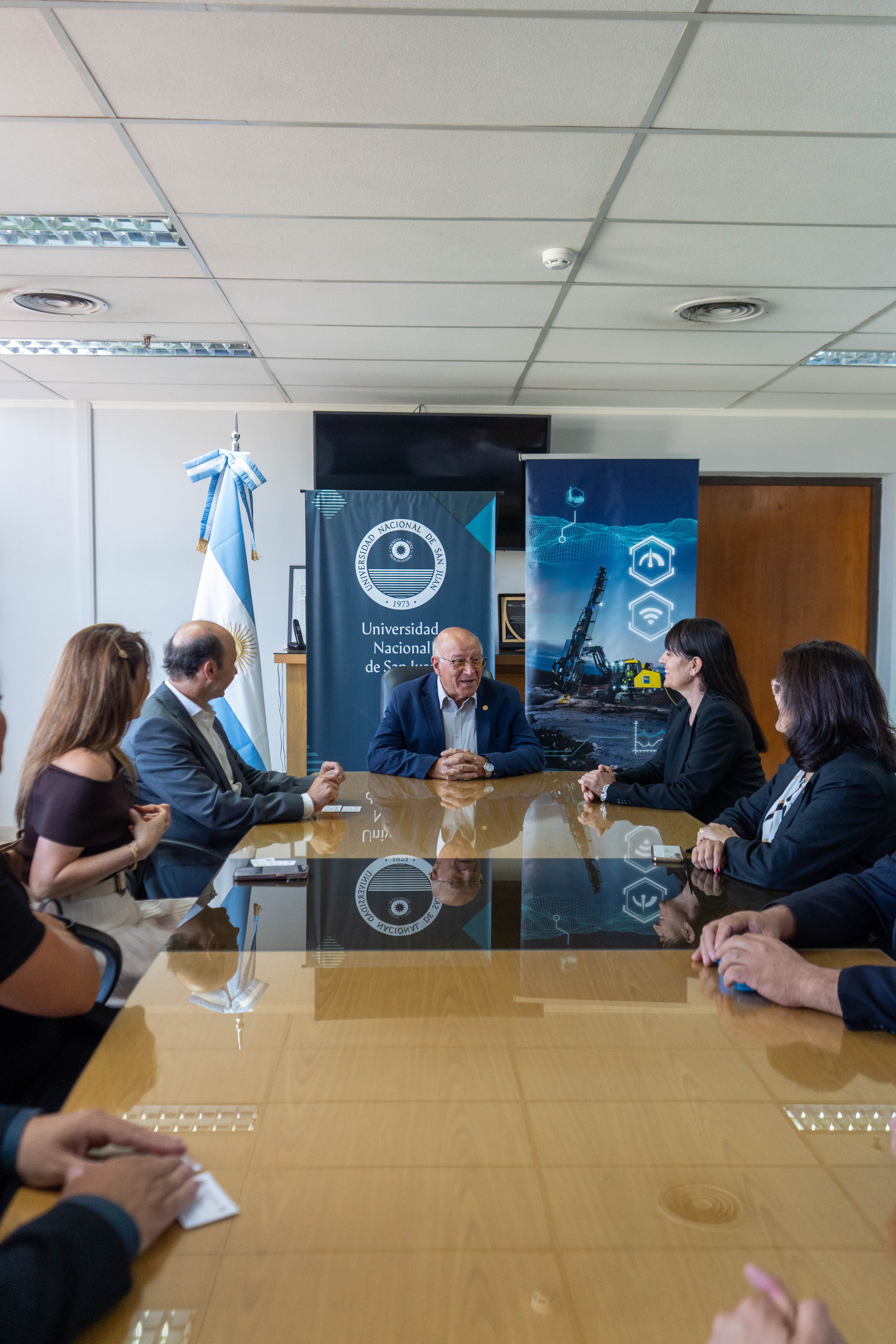 La Facultad de Ingeniería participó en la firma del Convenio de Cooperación entre la UNSJ y Epiroc Argentina