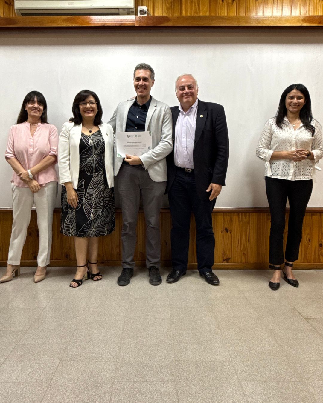 Entrega de certificados a la primera cohorte de la Diplomatura en Enseñanza en Carreras de Ingeniería