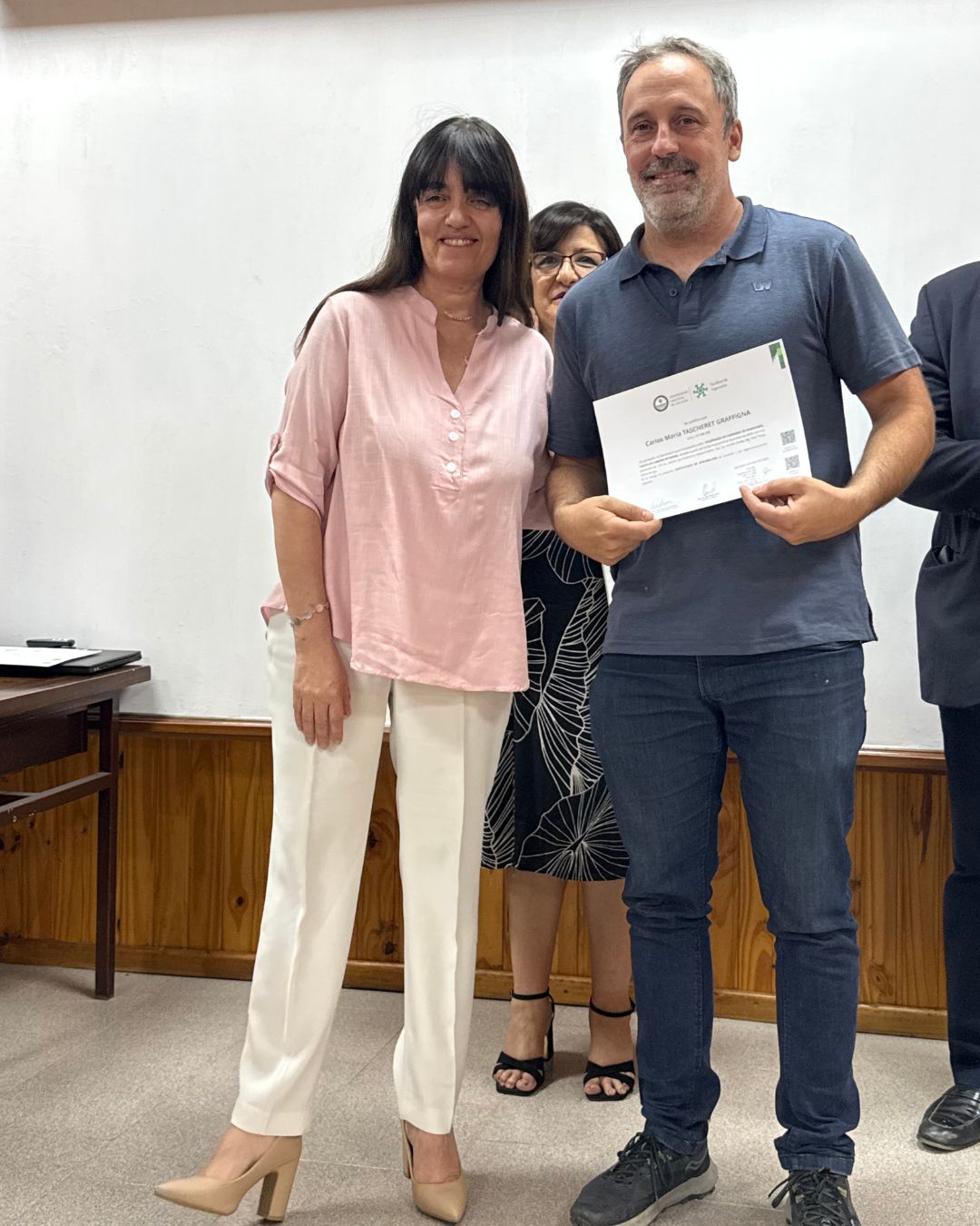 Entrega de certificados a la primera cohorte de la Diplomatura en Enseñanza en Carreras de Ingeniería