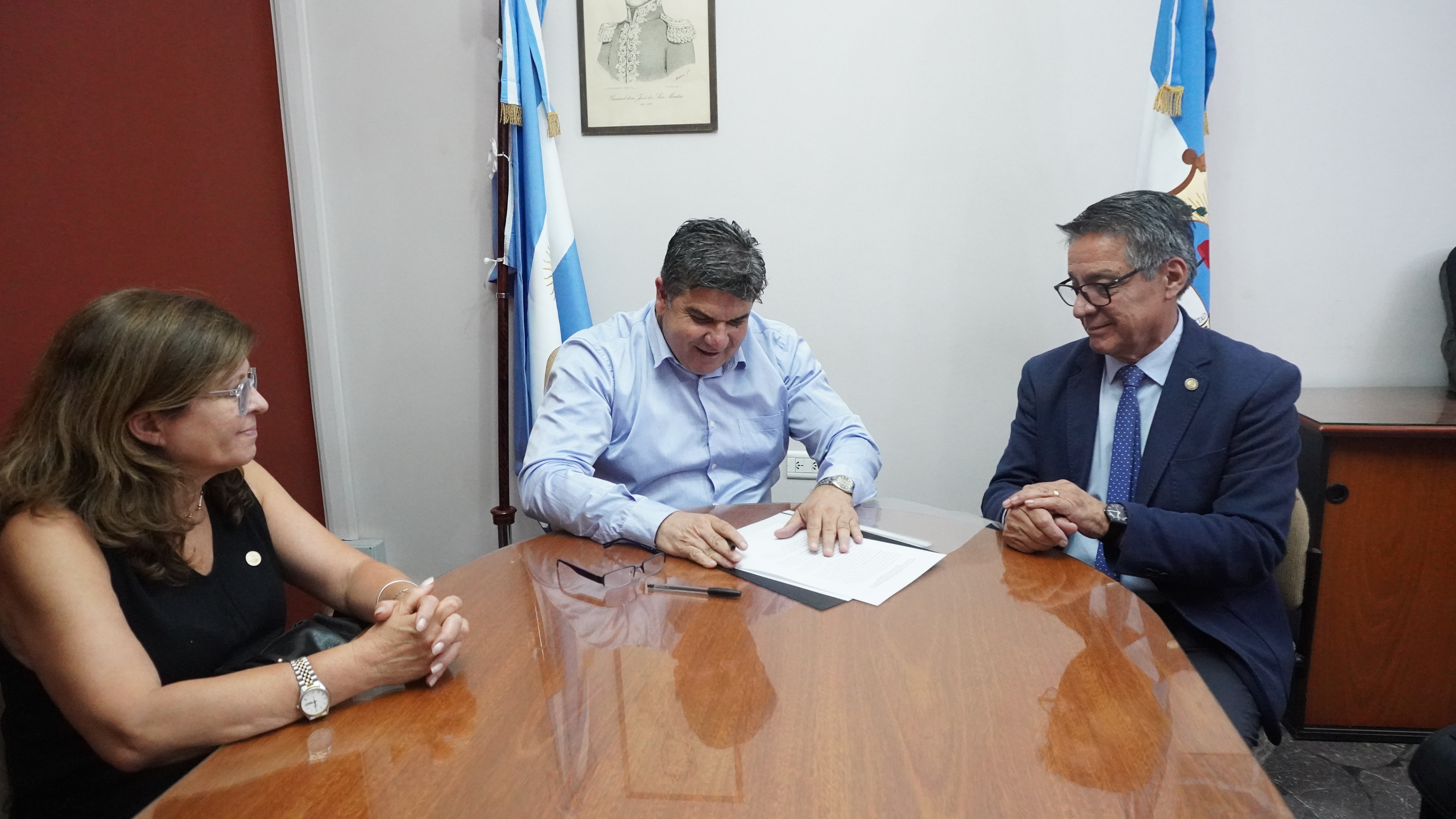 La FI y la UNSJ junto al municipio de Sarmiento crearán Aulas Híbridas para los habitantes del Departamento 