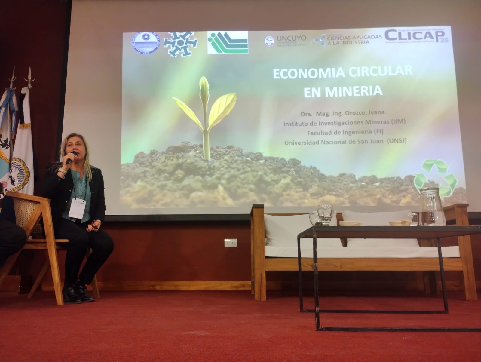 La Decana e investigadores representaron a la FI en las Jornadas de Innovación Tecnológica Aplicada a la Minería en Mendoza