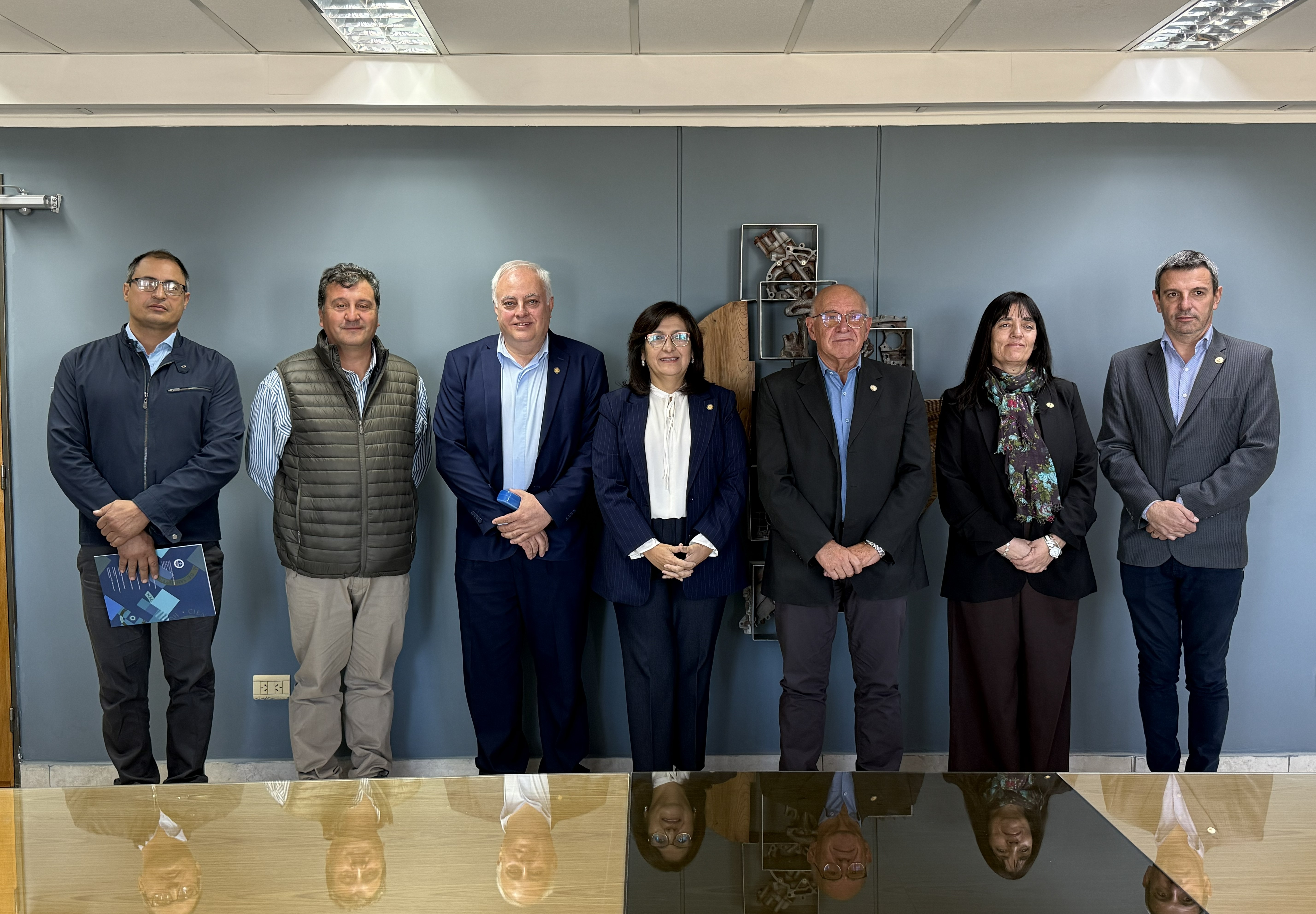 La Facultad de Ingeniería y la Universidad Nacional de San Juan formaliza alianza con la empresa de logística HIDROMAQ SRL