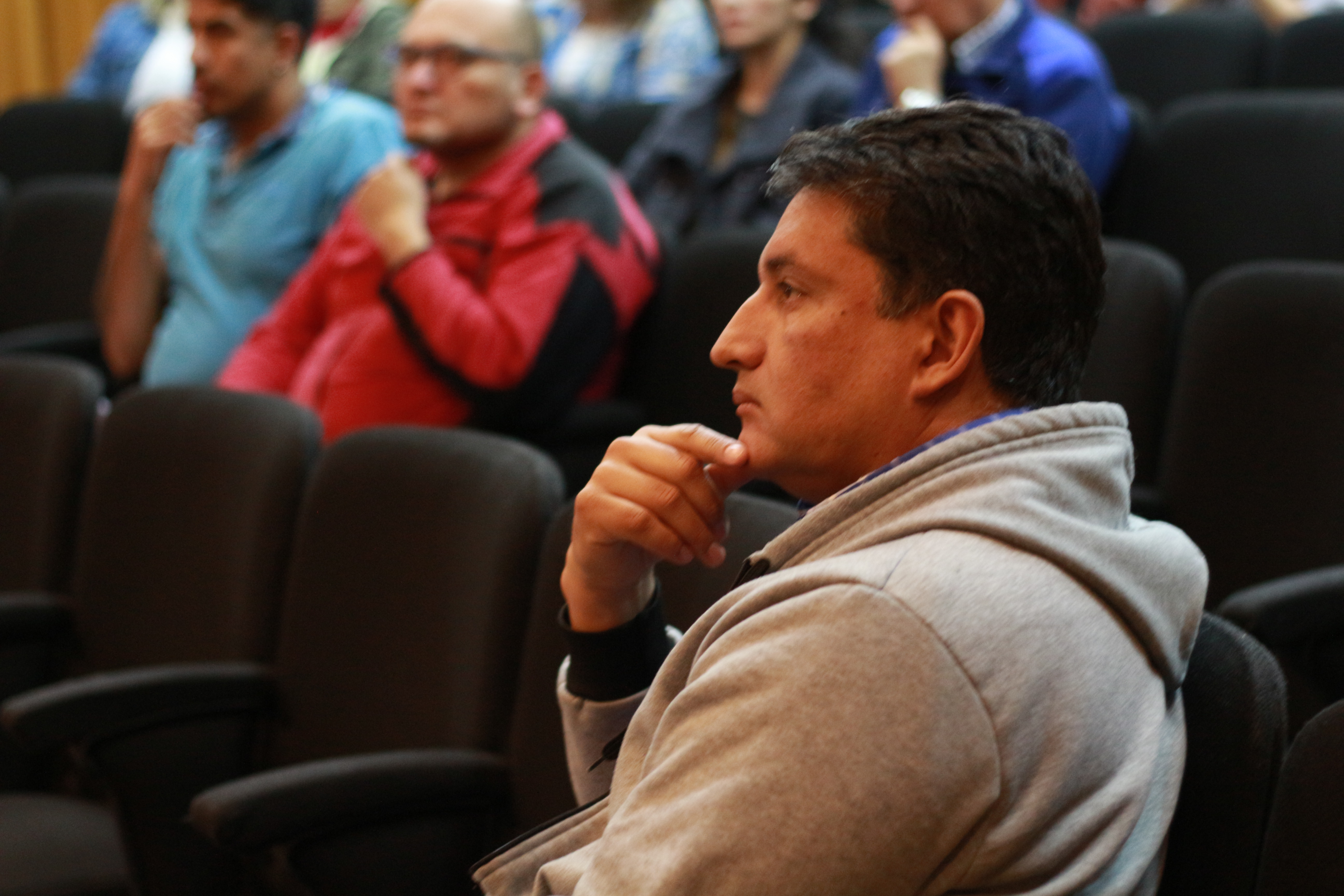 Se realizó una capacitación para que estudiantes, docentes y nodocentes sepan actuar ante una emergencia en la FI