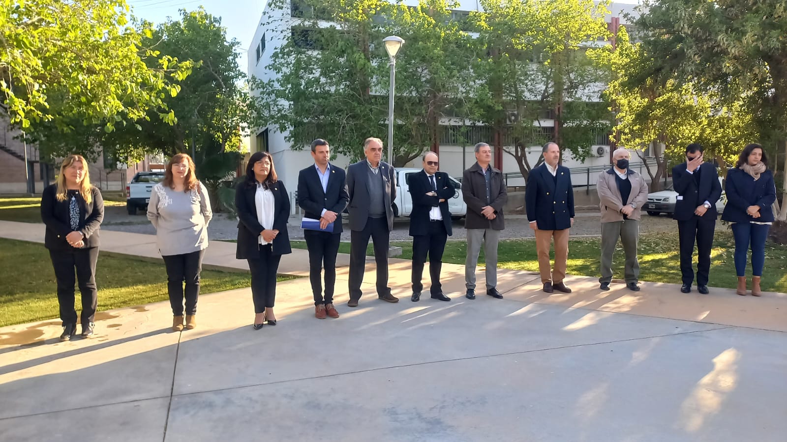 ﻿La Escuela Industrial obsequió a la Facultad de Ingeniería un retoño de la Higuera de Casa Natal de Sarmiento