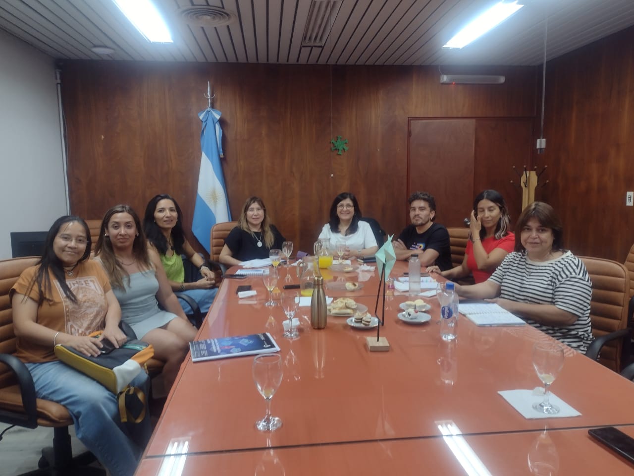 La vicedecana Andrea Diaz se reunió con referentes en temas de género e inclusión 