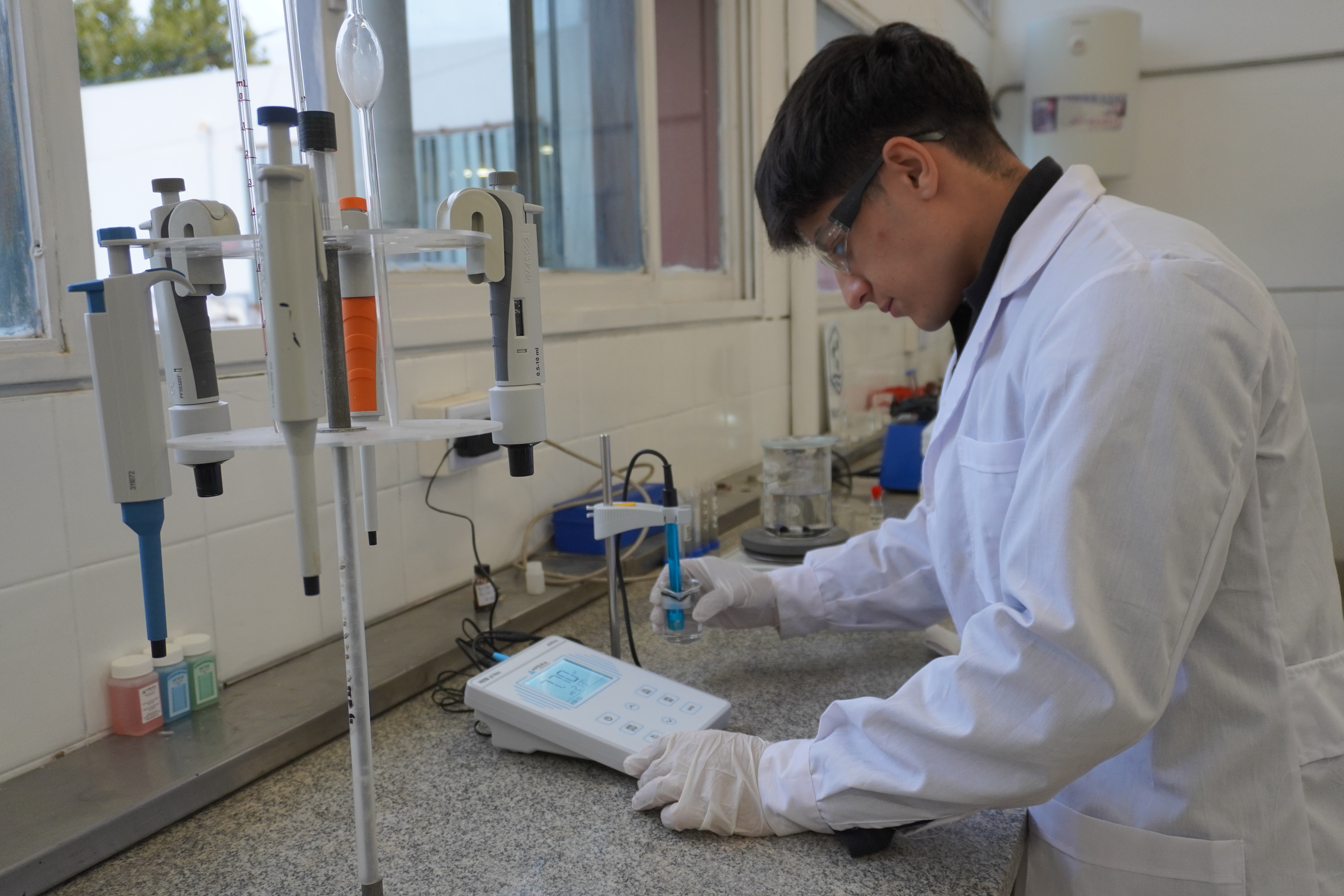 La Facultad de Ingeniería de la UNSJ inauguró el primer Laboratorio de Nanotecnología Aplicada a la Minería del país