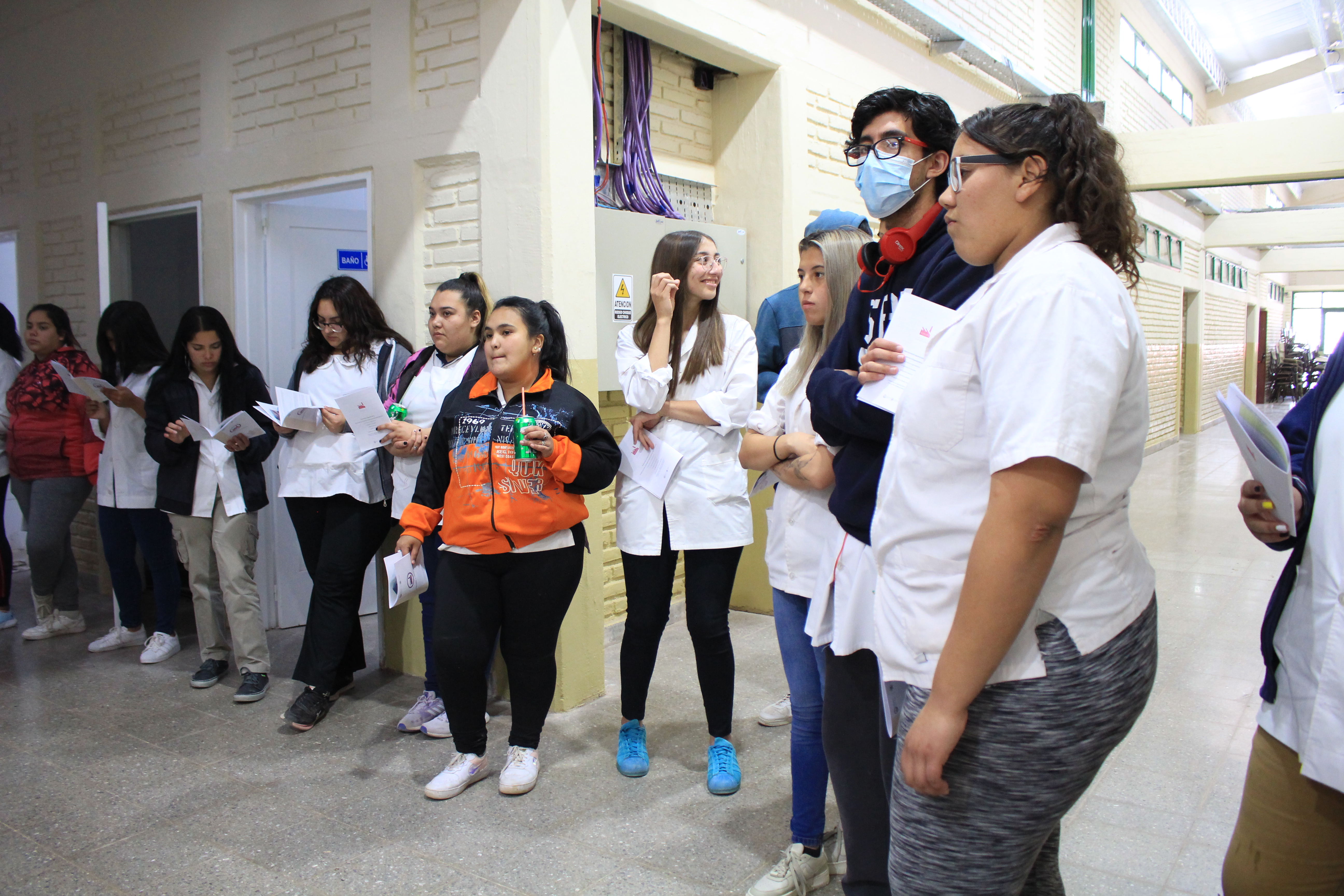 La FI visitó escuelas de Valle Fértil para mostrar su oferta educativa