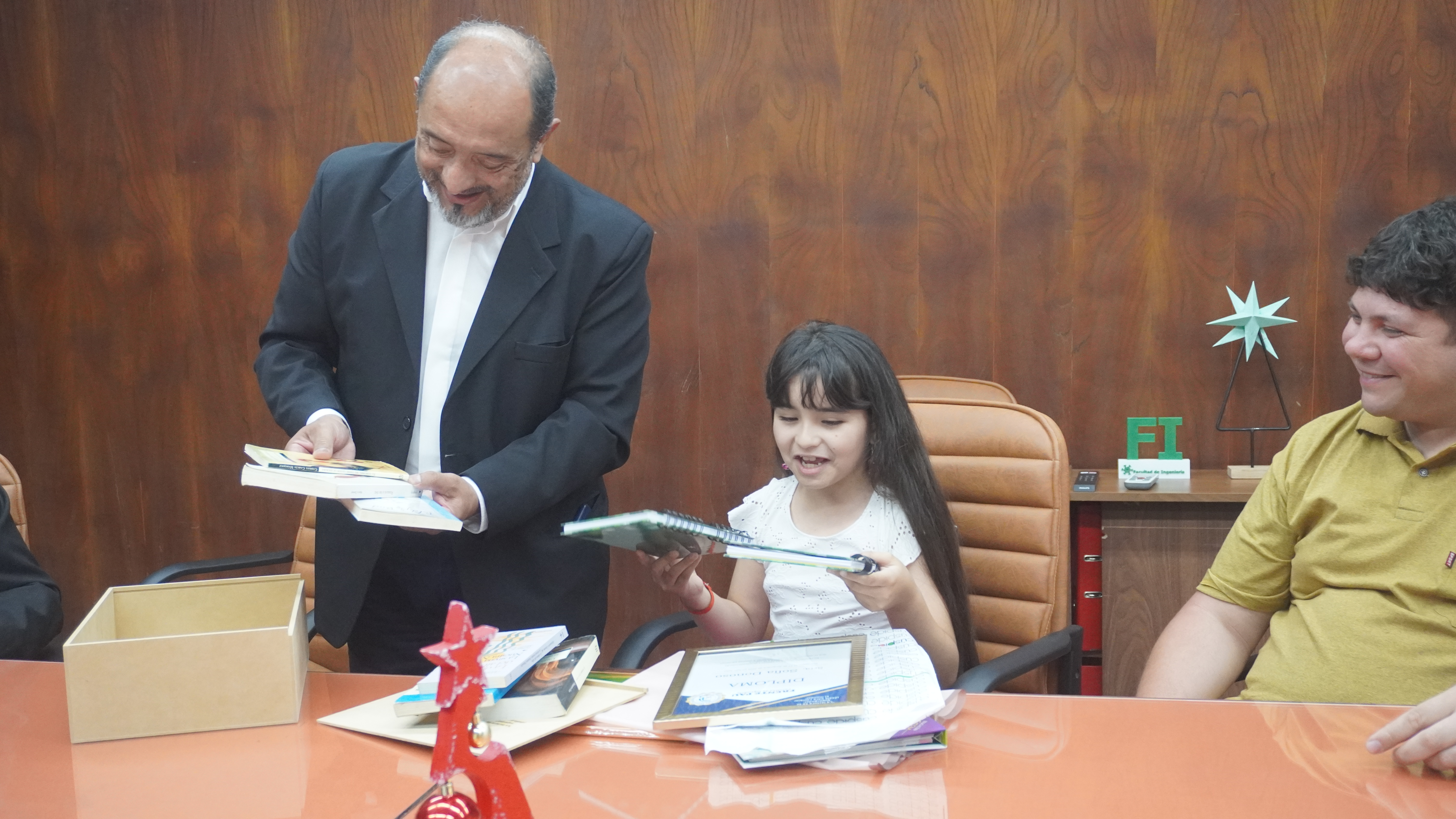 La FI y la UNSJ distinguieron a Sofía, la sanjuanina de 9 años que leyó más de 200 libros