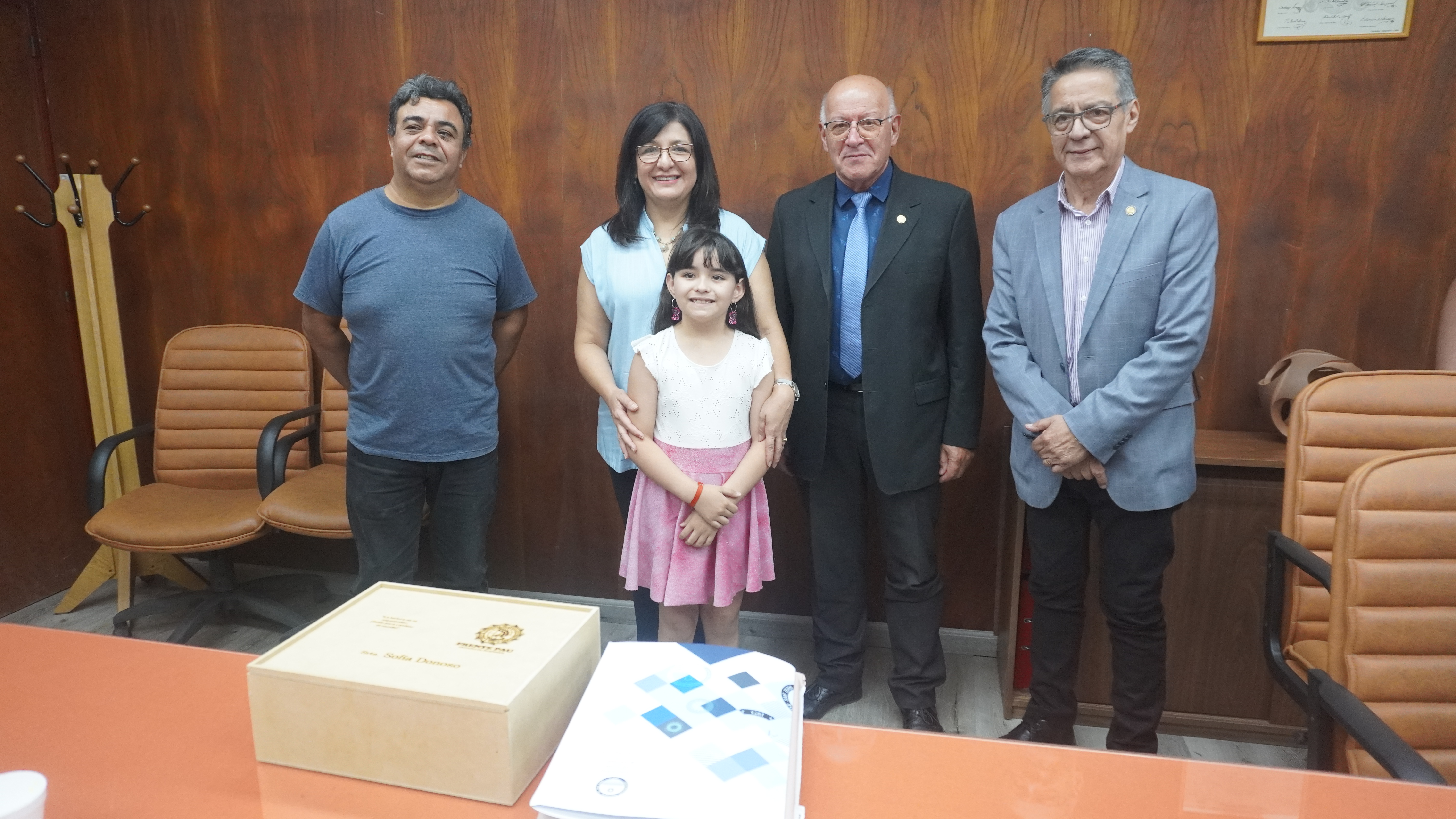 La FI y la UNSJ distinguieron a Sofía, la sanjuanina de 9 años que leyó más de 200 libros