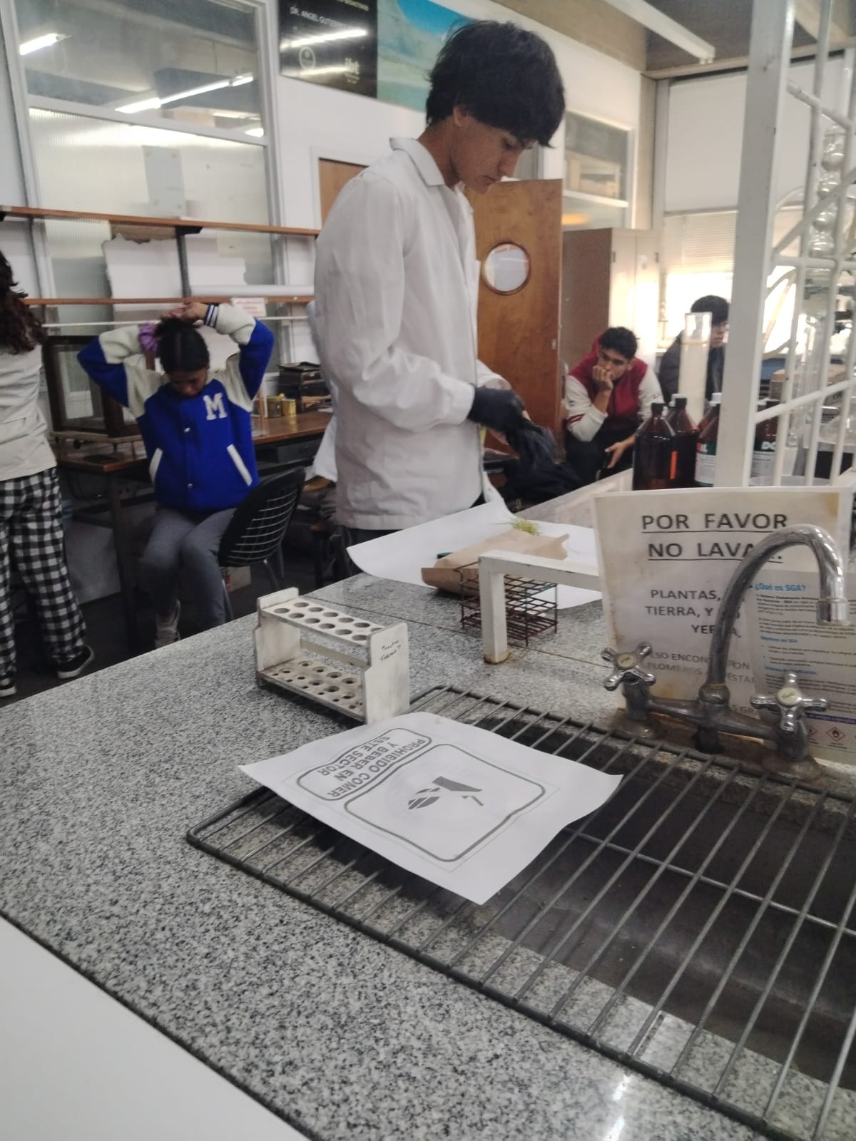 Estudiantes de Valle Fértil realizan prácticas profesionalizantes en la FI